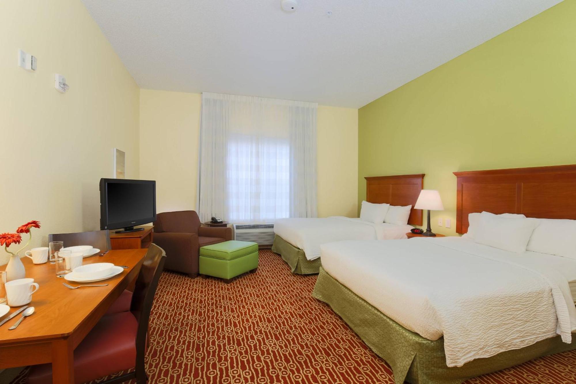 ทาวน์เพลซ สวีท ลับบ็อก Hotel ภายนอก รูปภาพ